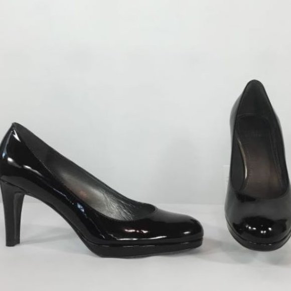 Stuart Weitzman Shoes - Stuart Weitzman Patent Leather Pumps (new)